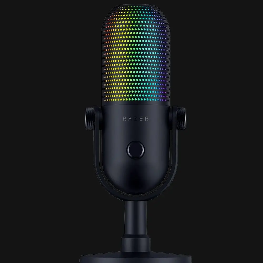 Razer Seiren V3 Chroma mikrofons spēlēm un straumēšanai, skats no priekšpuses ar RGB gaismām.