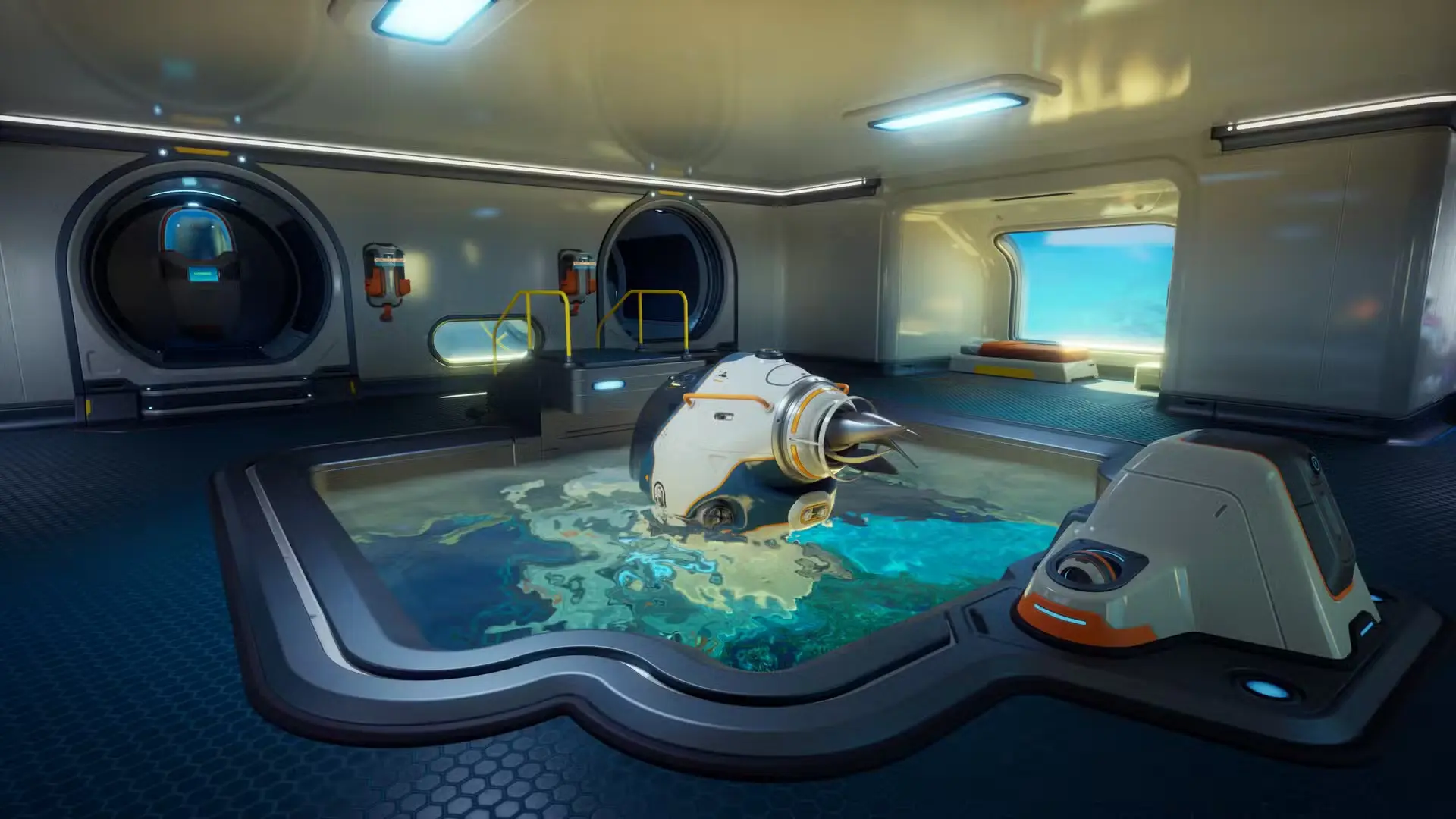 Zemūdens pētniecības bāzes doks ar nelielu zemūdeni ūdens baseinā spēlē Subnautica 2.
