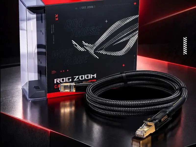 Asus ROG Zoom Category 8 Ethernet gaming kabelis un tā iepakojums